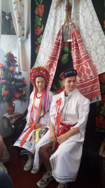 В Музее украинской свадьбы на Полтавщине можно выйти замуж в стиле XVII века - 