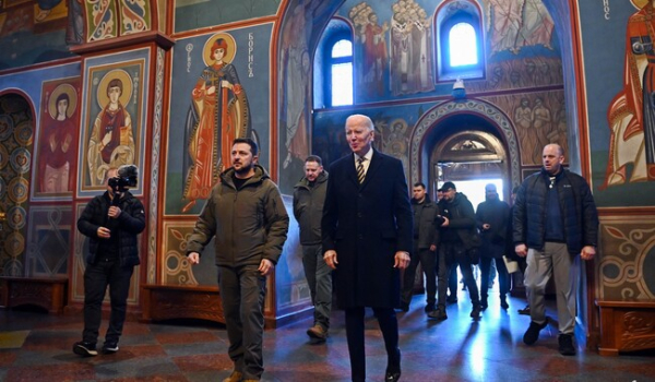 Байден во время визита в Киев встретился с Эпифанием в Михайловском соборе - Life