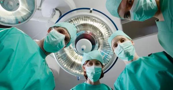 За ночь украинские хирурги провели шесть операций по пересадке органов - 